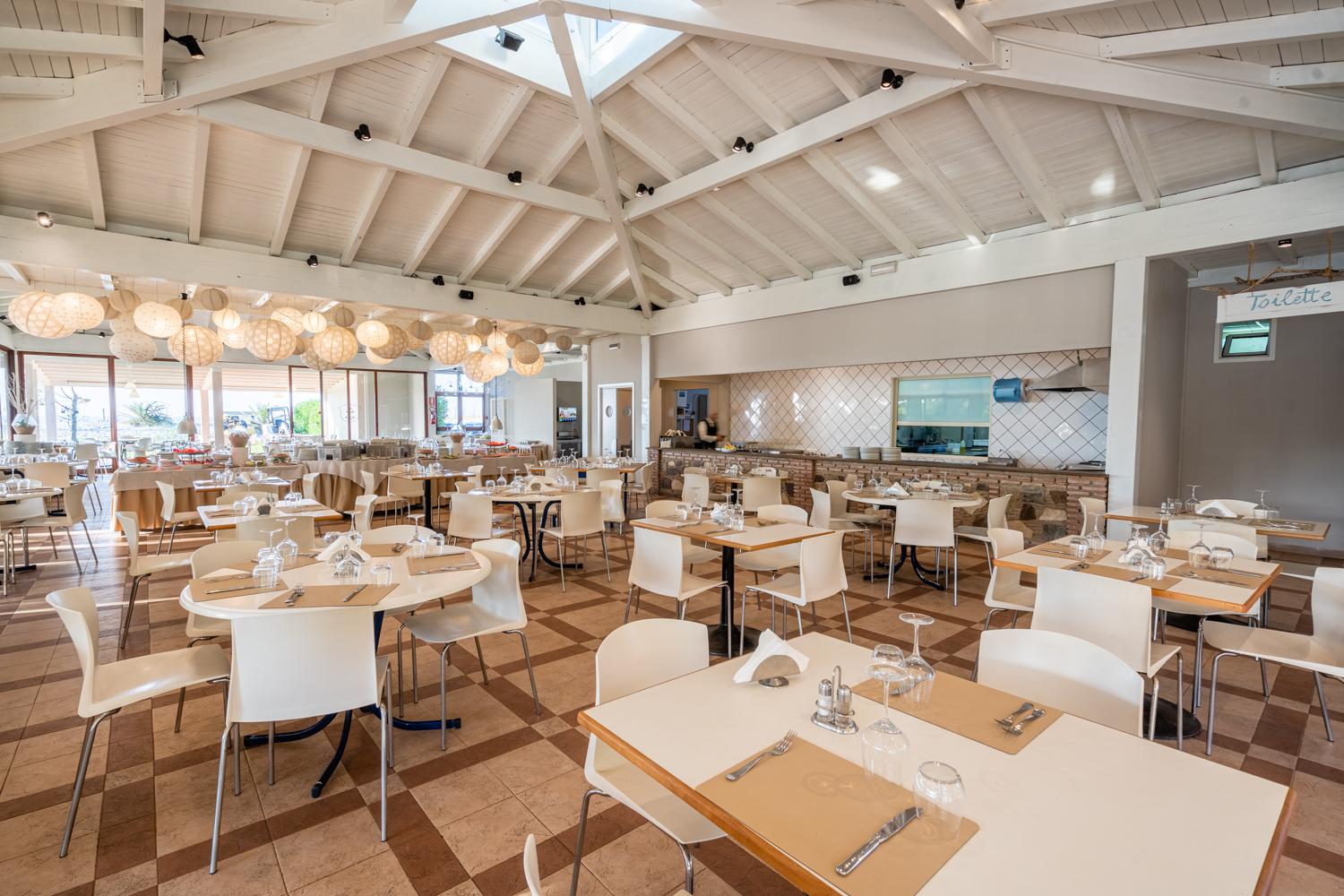 Le Dune Beach Club Месина Екстериор снимка