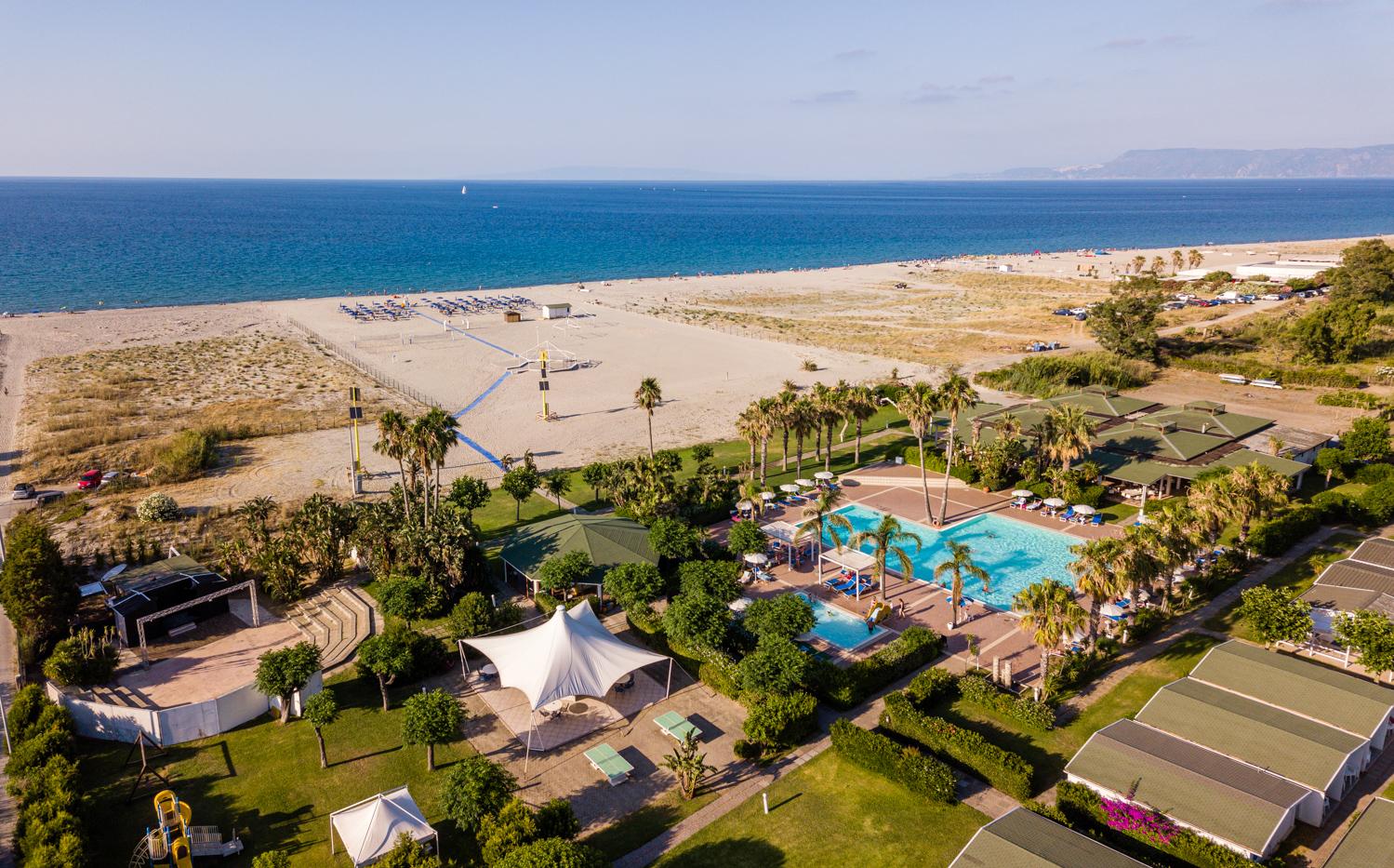 Le Dune Beach Club Месина Екстериор снимка